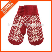 Wholesale knit mittens